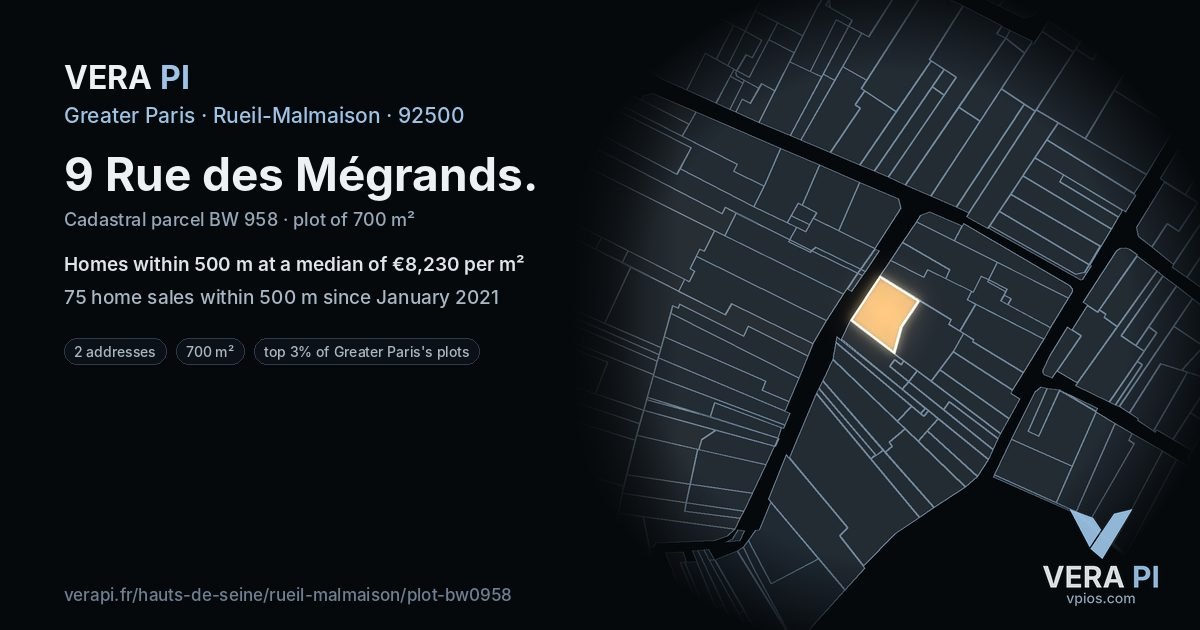 9 Rue des Mégrands, Rueil-Malmaison at night – the plot lit, the parcels around coloured by the prices near them