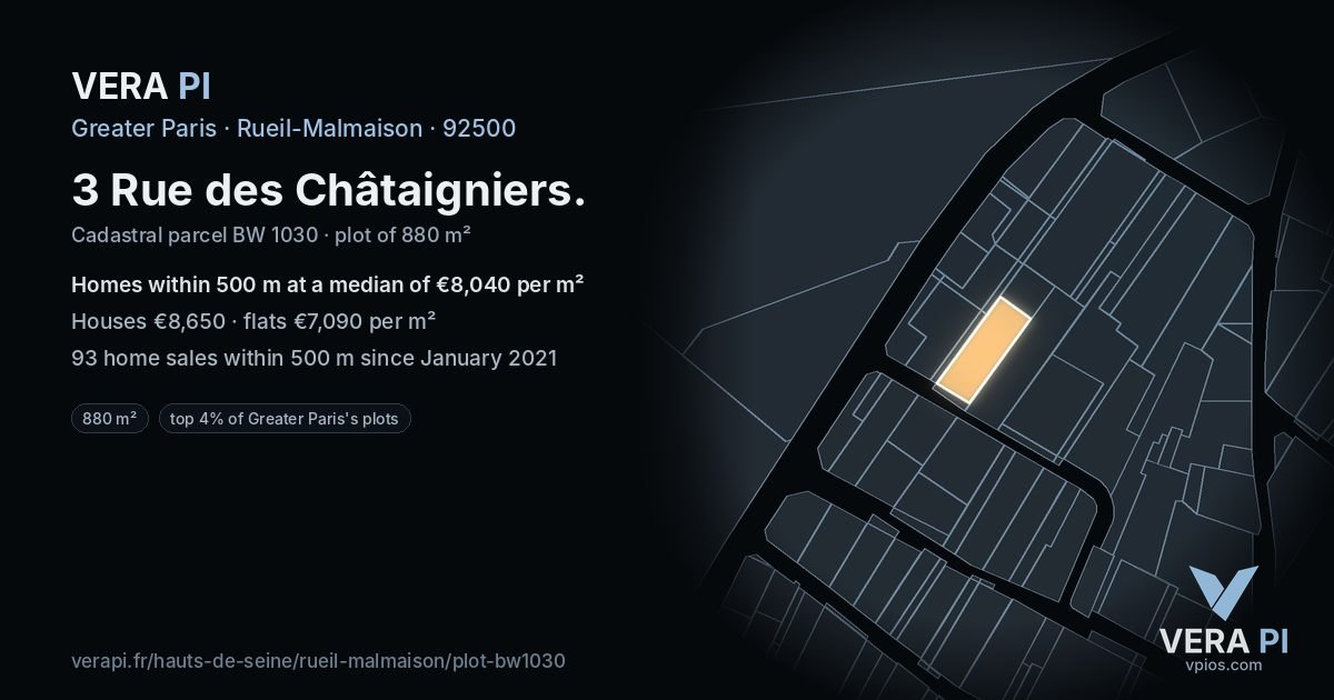 3 Rue des Châtaigniers, Rueil-Malmaison at night – the plot lit, the parcels around coloured by the prices near them