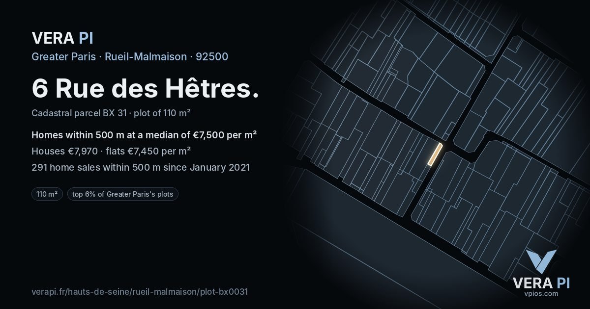 6 Rue des Hêtres, Rueil-Malmaison at night – the plot lit, the parcels around coloured by the prices near them