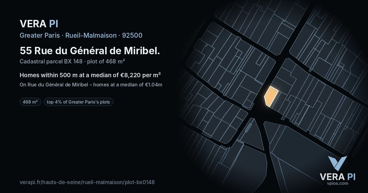 55 Rue du Général de Miribel, Rueil-Malmaison at night – the plot lit, the parcels around coloured by the prices near them