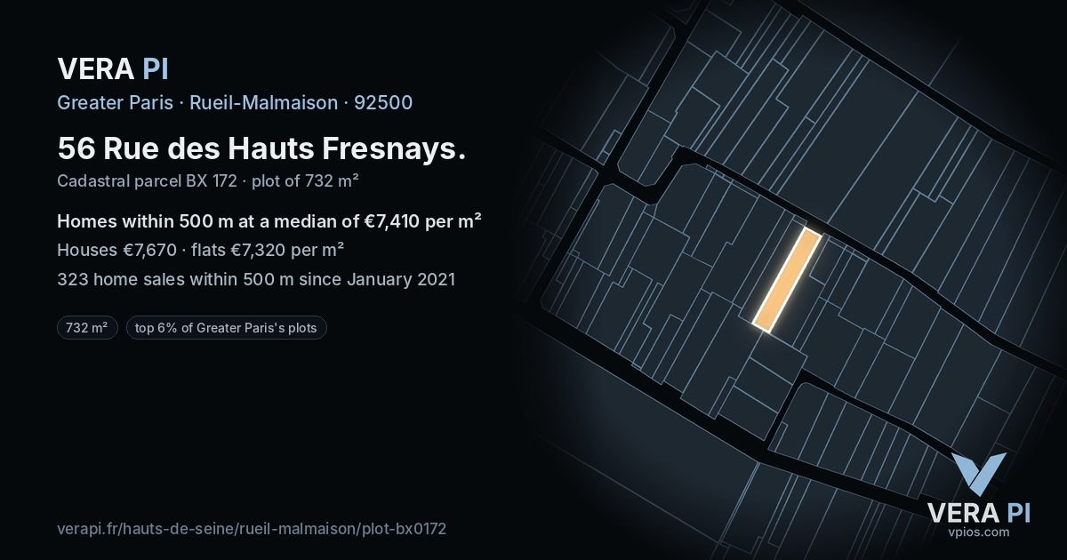 56 Rue des Hauts Fresnays, Rueil-Malmaison at night – the plot lit, the parcels around coloured by the prices near them