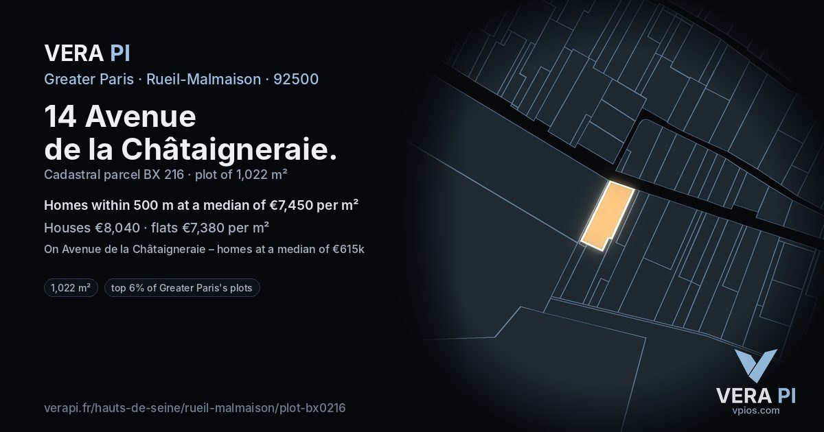 14 Avenue de la Châtaigneraie, Rueil-Malmaison at night – the plot lit, the parcels around coloured by the prices near them