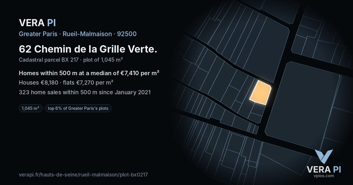 62 Chemin de la Grille Verte, Rueil-Malmaison at night – the plot lit, the parcels around coloured by the prices near them
