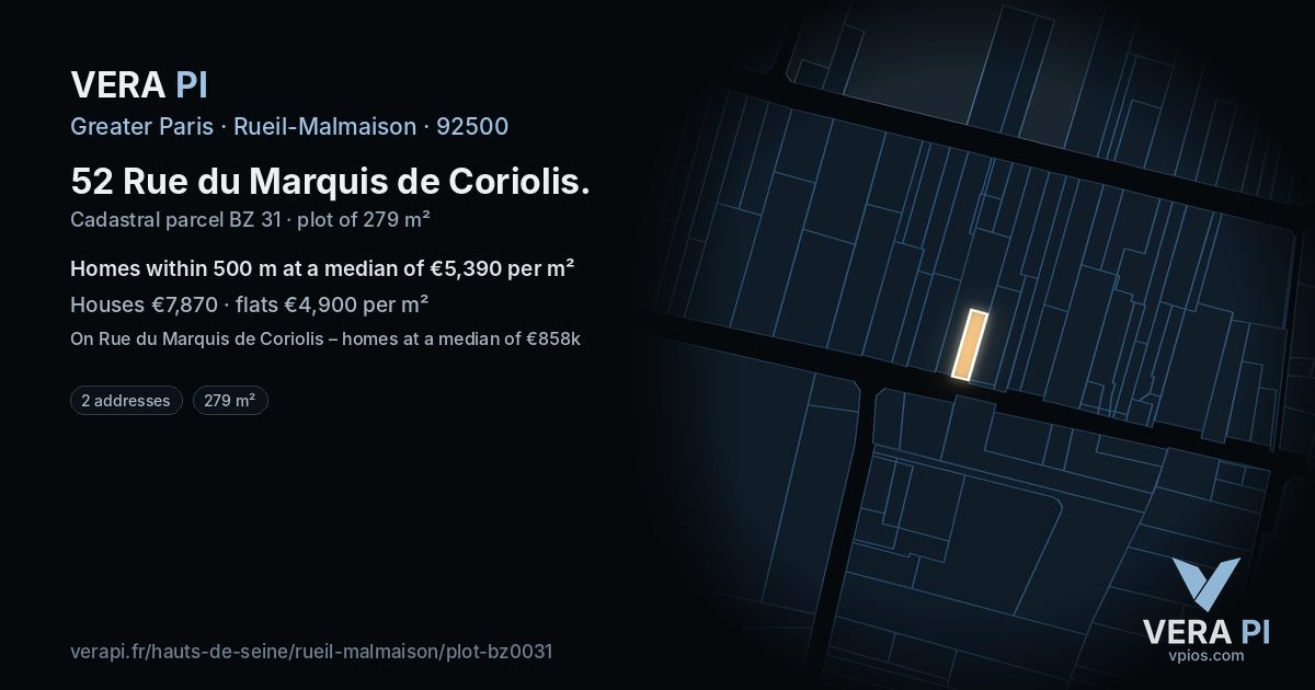 52 Rue du Marquis de Coriolis, Rueil-Malmaison at night – the plot lit, the parcels around coloured by the prices near them