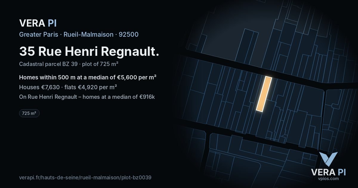 35 Rue Henri Regnault, Rueil-Malmaison at night – the plot lit, the parcels around coloured by the prices near them