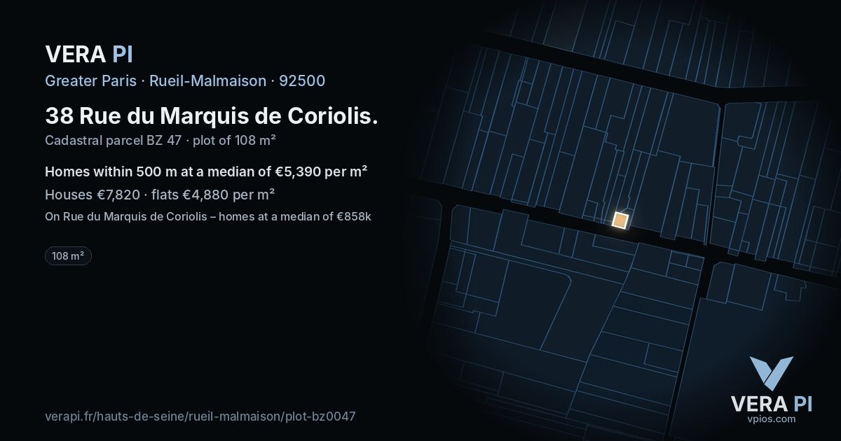 38 Rue du Marquis de Coriolis, Rueil-Malmaison at night – the plot lit, the parcels around coloured by the prices near them