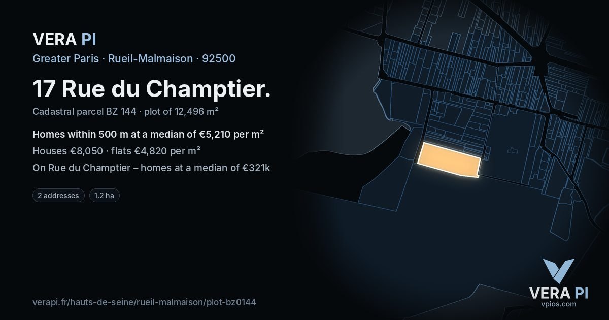 17 Rue du Champtier, Rueil-Malmaison at night – the plot lit, the parcels around coloured by the prices near them