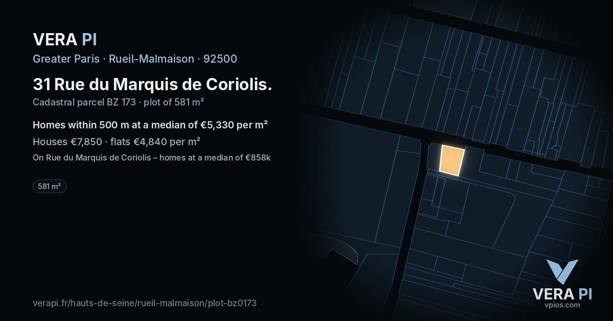 31 Rue du Marquis de Coriolis, Rueil-Malmaison at night – the plot lit, the parcels around coloured by the prices near them