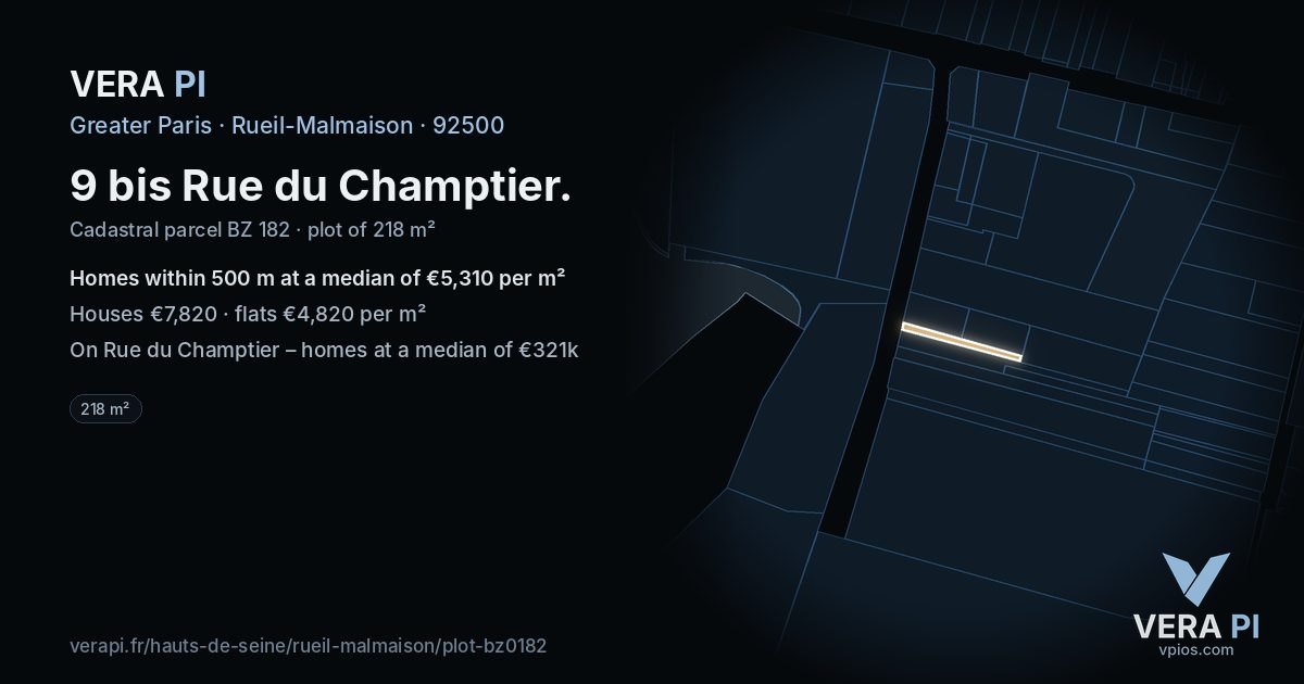 9 bis Rue du Champtier, Rueil-Malmaison at night – the plot lit, the parcels around coloured by the prices near them
