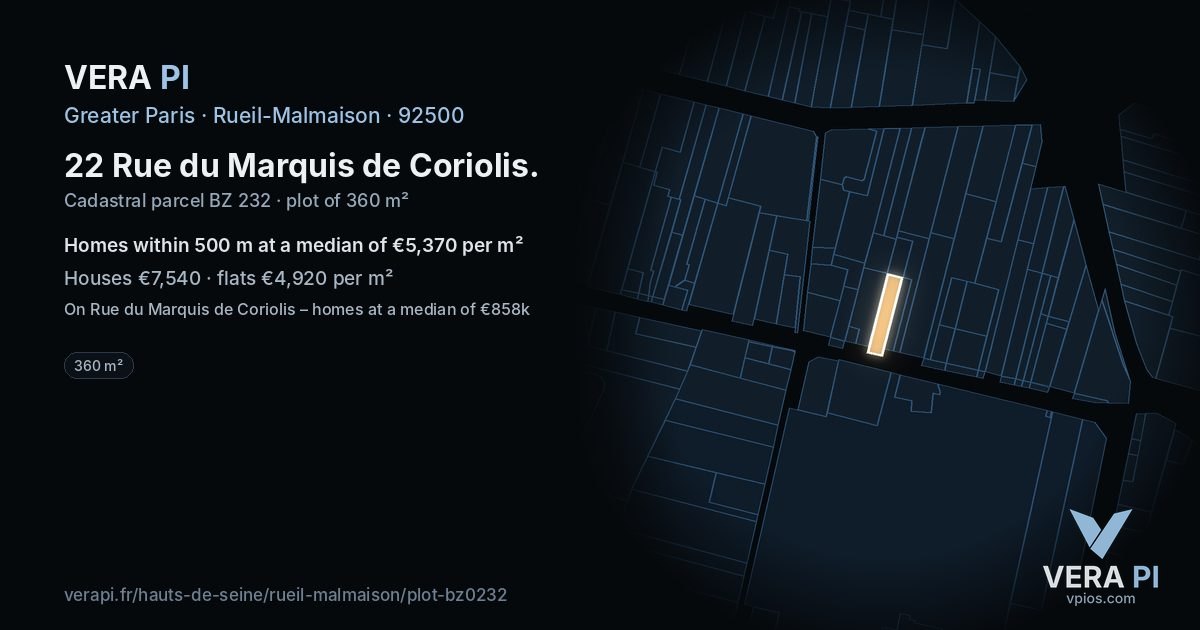 22 Rue du Marquis de Coriolis, Rueil-Malmaison at night – the plot lit, the parcels around coloured by the prices near them