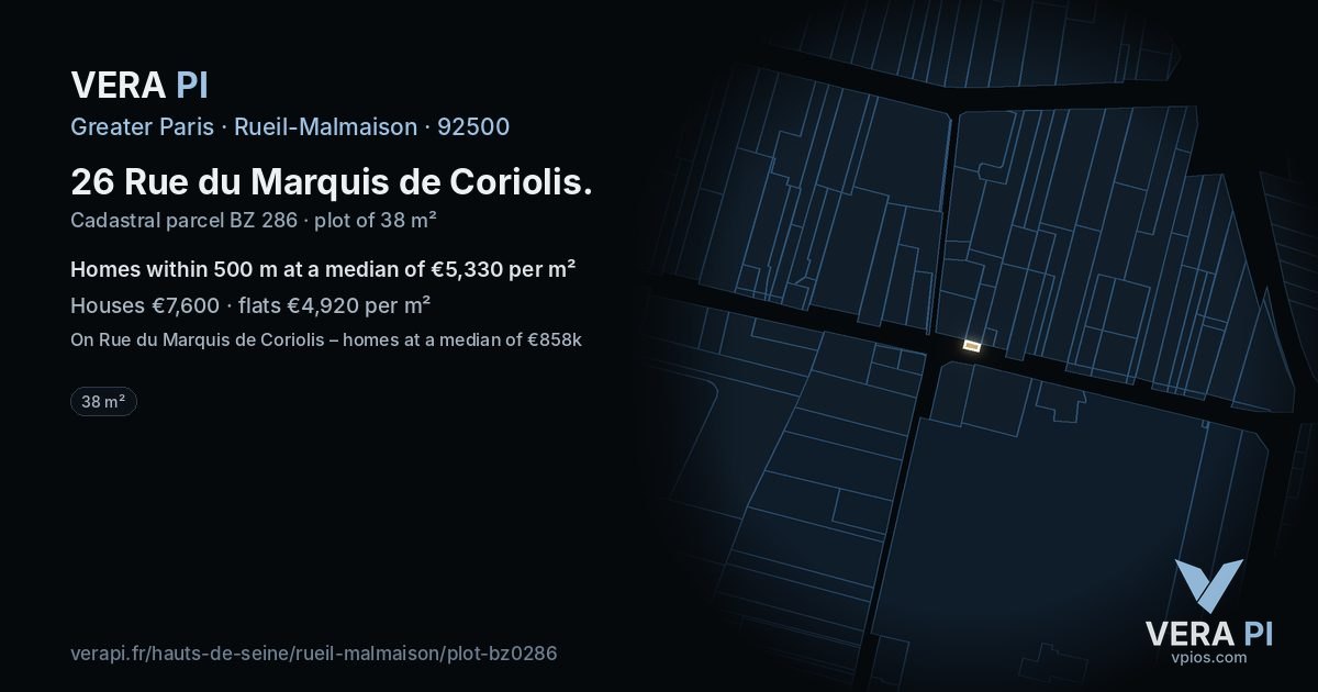26 Rue du Marquis de Coriolis, Rueil-Malmaison at night – the plot lit, the parcels around coloured by the prices near them