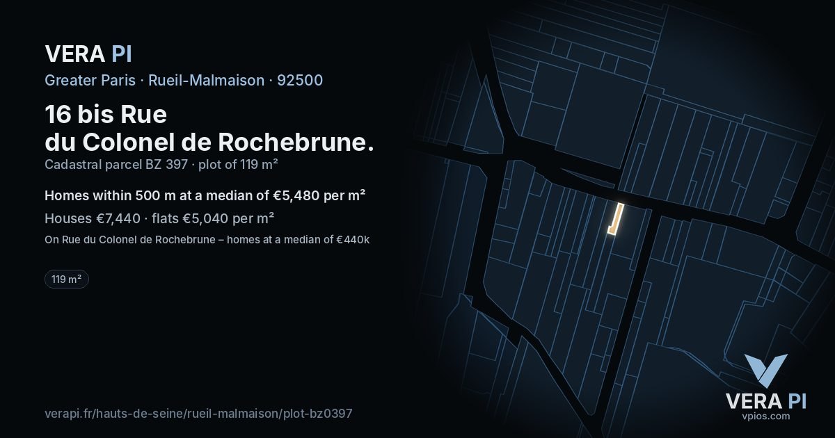16 bis Rue du Colonel de Rochebrune, Rueil-Malmaison at night – the plot lit, the parcels around coloured by the prices near them
