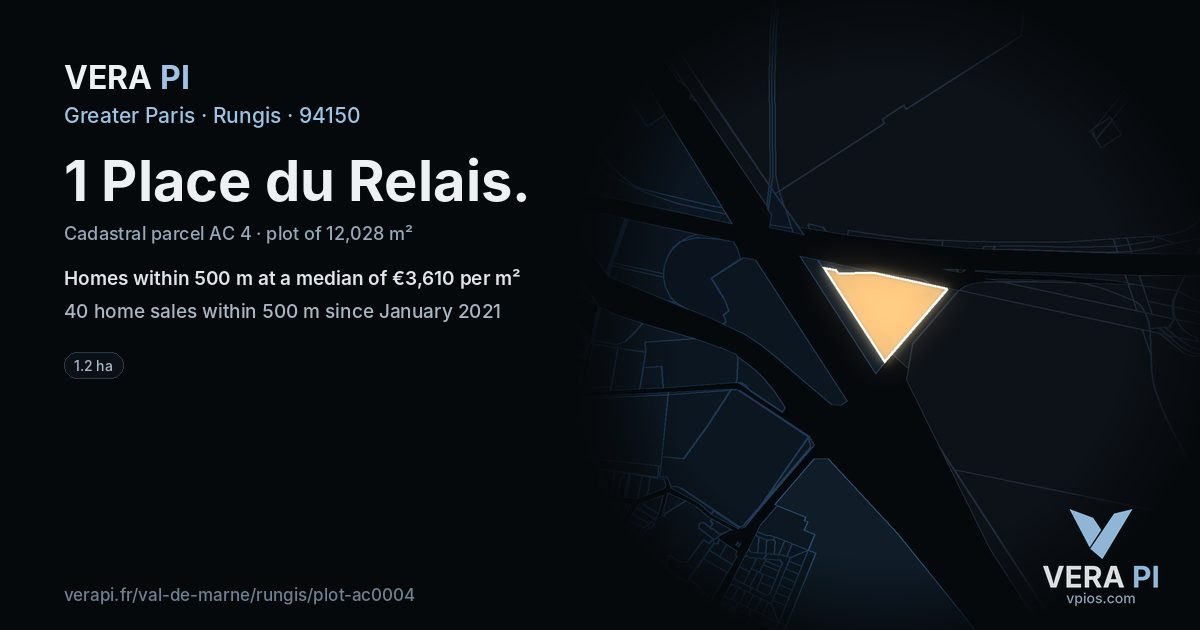 1 Place du Relais, Rungis at night – the plot lit, the parcels around coloured by the prices near them