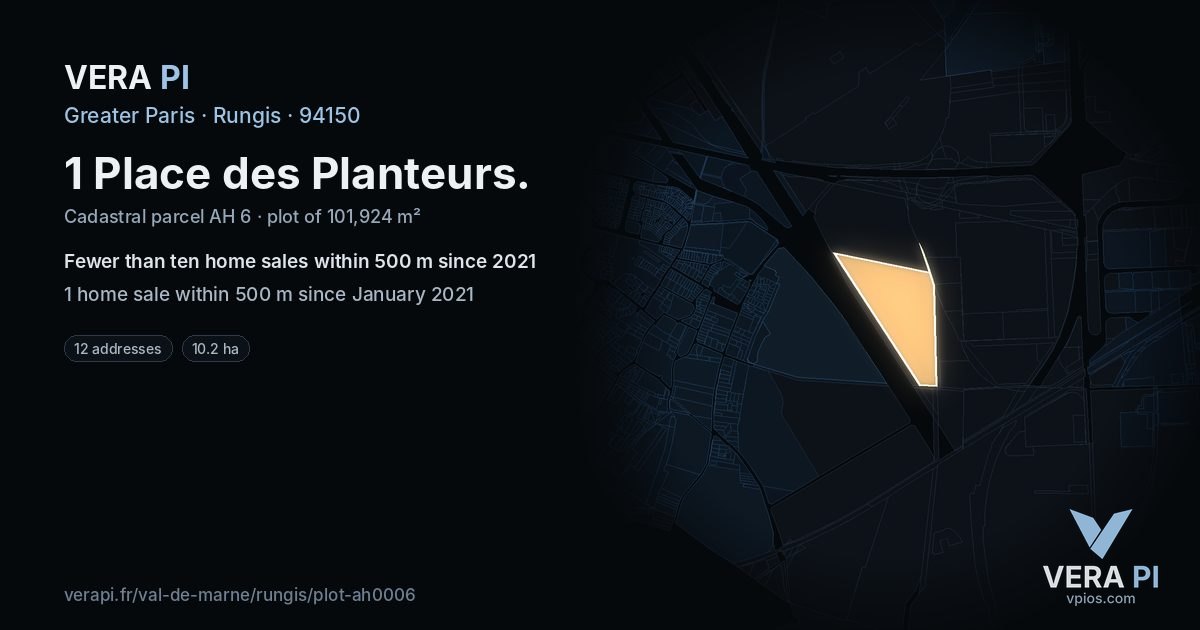 1 Place des Planteurs, Rungis at night – the plot lit, the parcels around coloured by the prices near them
