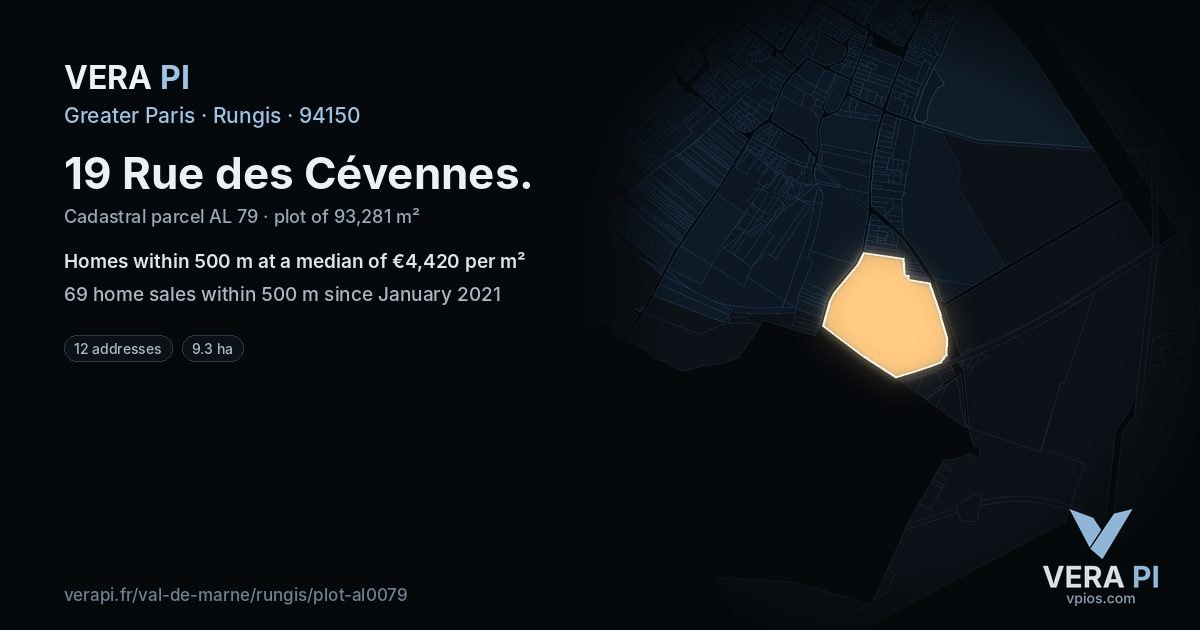 19 Rue des Cévennes, Rungis at night – the plot lit, the parcels around coloured by the prices near them