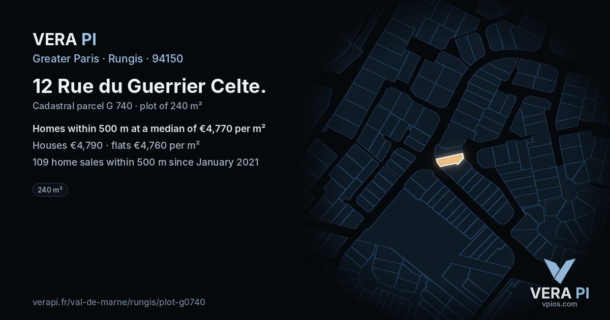 12 Rue du Guerrier Celte, Rungis at night – the plot lit, the parcels around coloured by the prices near them