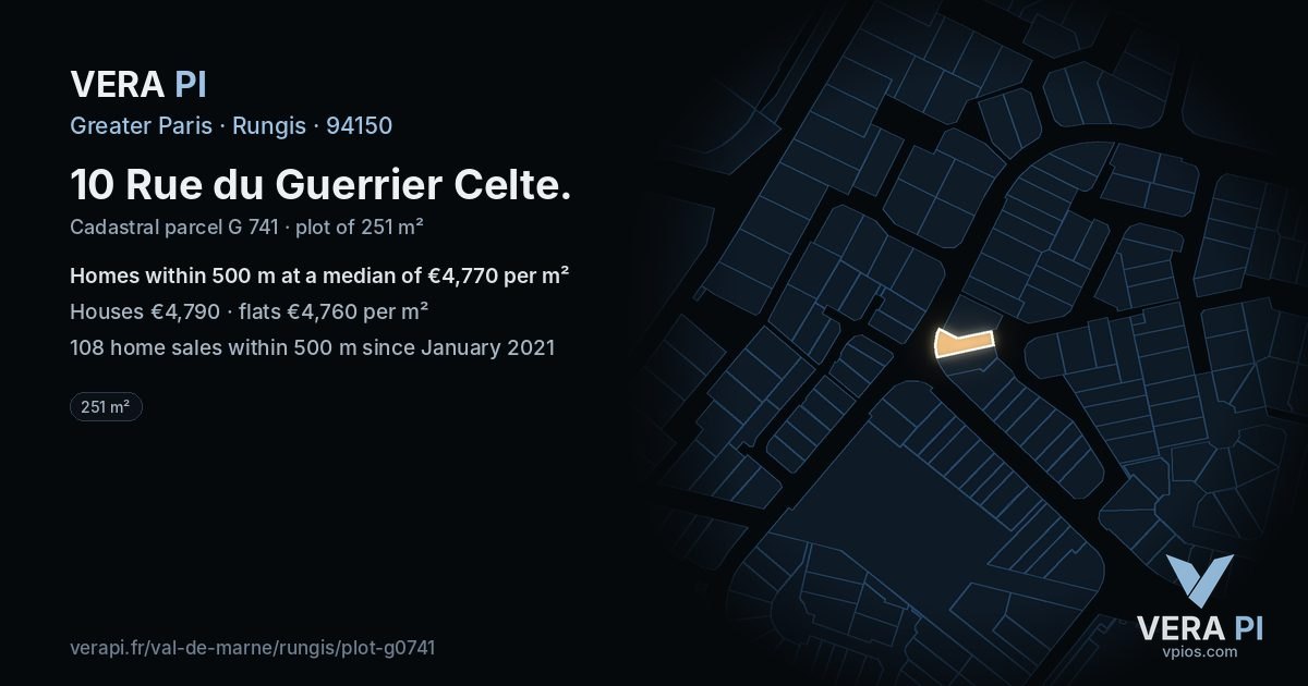10 Rue du Guerrier Celte, Rungis at night – the plot lit, the parcels around coloured by the prices near them