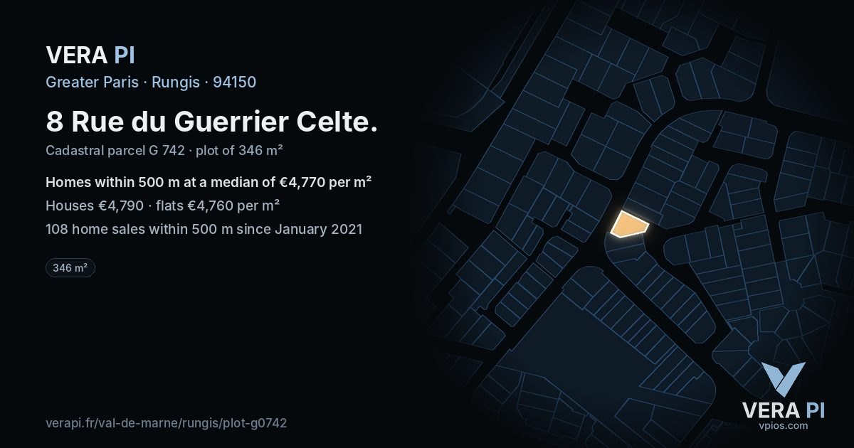 8 Rue du Guerrier Celte, Rungis at night – the plot lit, the parcels around coloured by the prices near them