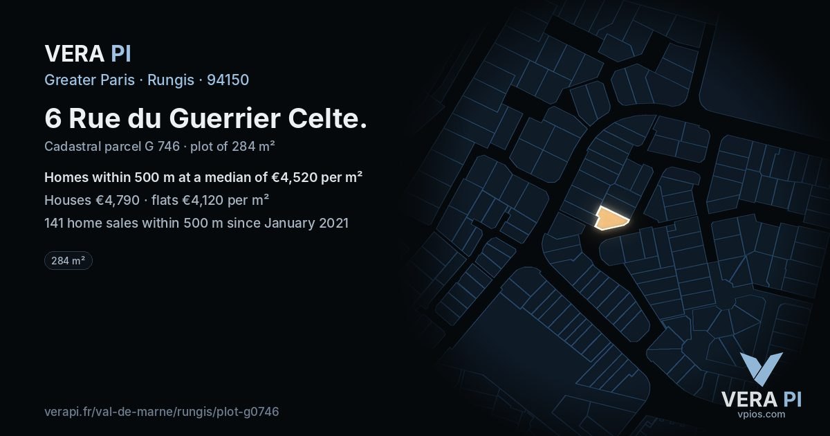 6 Rue du Guerrier Celte, Rungis at night – the plot lit, the parcels around coloured by the prices near them