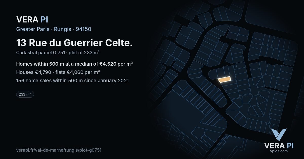 13 Rue du Guerrier Celte, Rungis at night – the plot lit, the parcels around coloured by the prices near them