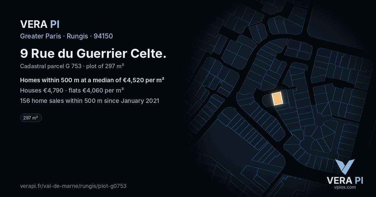 9 Rue du Guerrier Celte, Rungis at night – the plot lit, the parcels around coloured by the prices near them