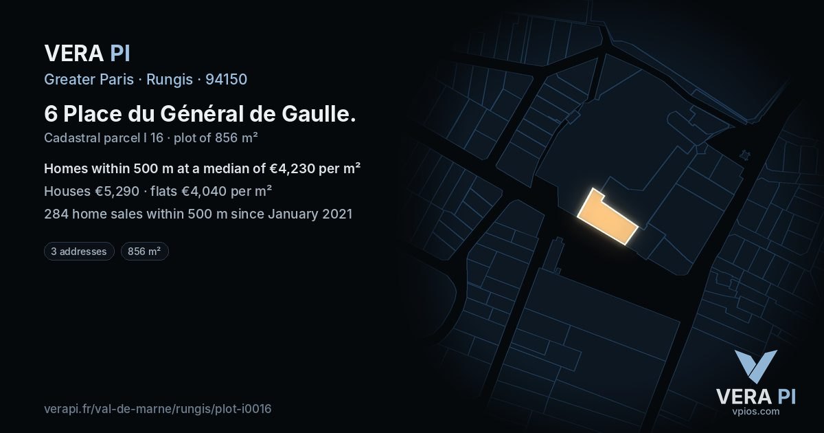 6 Place du Général de Gaulle, Rungis at night – the plot lit, the parcels around coloured by the prices near them
