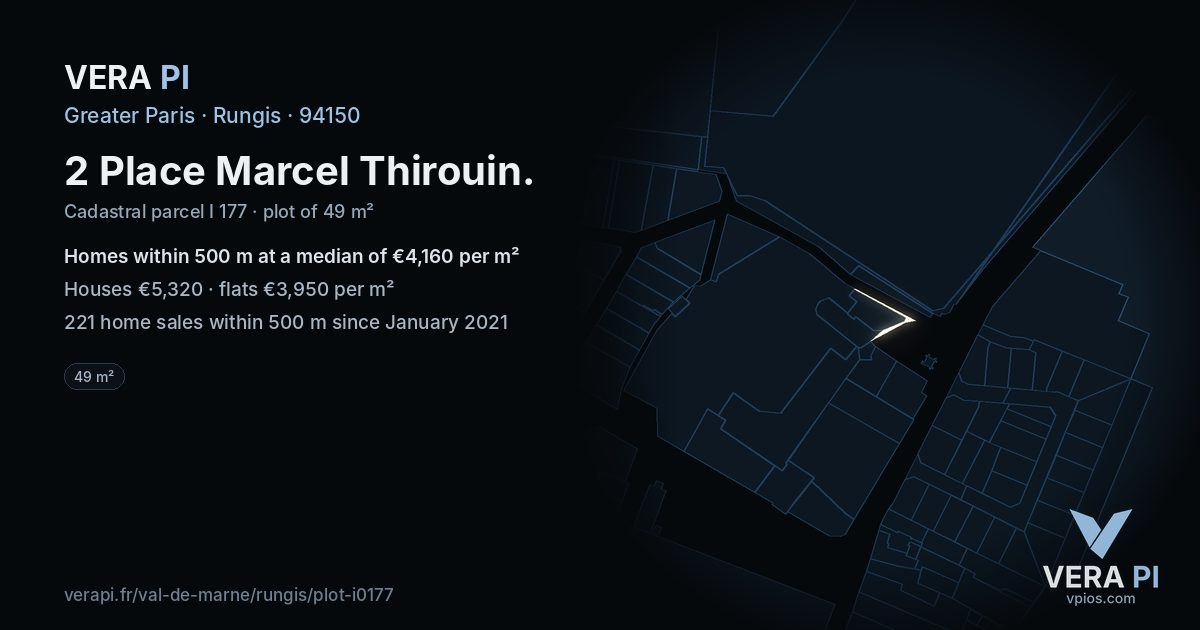 2 Place Marcel Thirouin, Rungis at night – the plot lit, the parcels around coloured by the prices near them