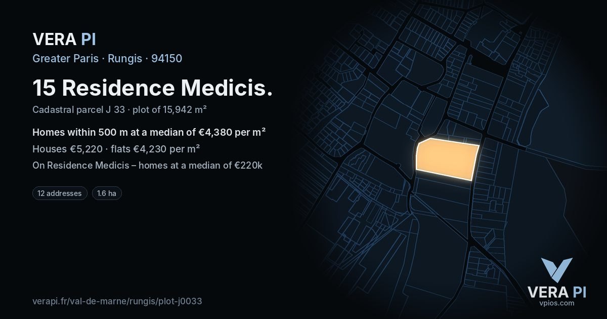 15 Residence Medicis, Rungis at night – the plot lit, the parcels around coloured by the prices near them