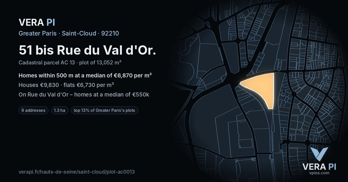 51 bis Rue du Val d'Or, Saint-Cloud at night – the plot lit, the parcels around coloured by the prices near them