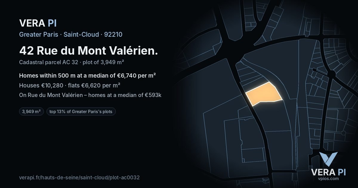 42 Rue du Mont Valérien, Saint-Cloud at night – the plot lit, the parcels around coloured by the prices near them