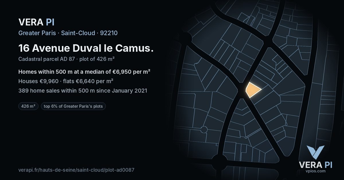 16 Avenue Duval le Camus, Saint-Cloud at night – the plot lit, the parcels around coloured by the prices near them