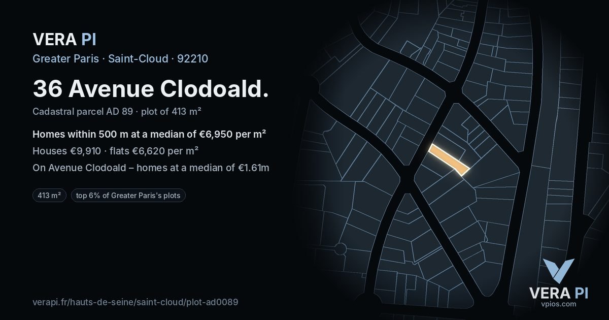 36 Avenue Clodoald, Saint-Cloud at night – the plot lit, the parcels around coloured by the prices near them