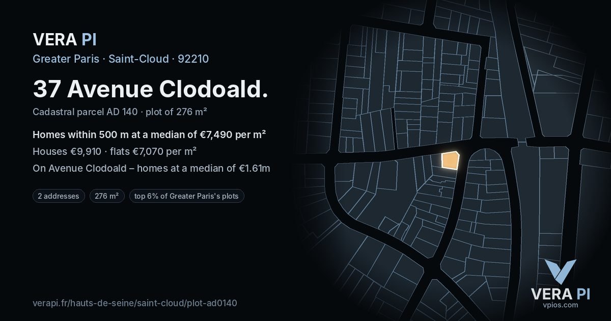 37 Avenue Clodoald, Saint-Cloud at night – the plot lit, the parcels around coloured by the prices near them
