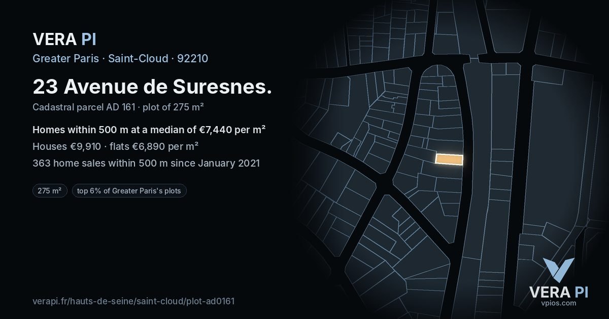 23 Avenue de Suresnes, Saint-Cloud at night – the plot lit, the parcels around coloured by the prices near them