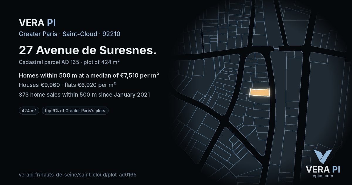 27 Avenue de Suresnes, Saint-Cloud at night – the plot lit, the parcels around coloured by the prices near them