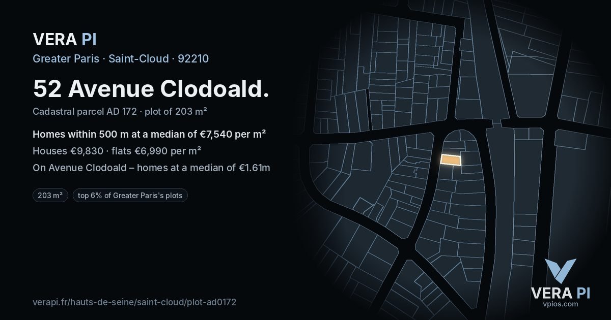 52 Avenue Clodoald, Saint-Cloud at night – the plot lit, the parcels around coloured by the prices near them