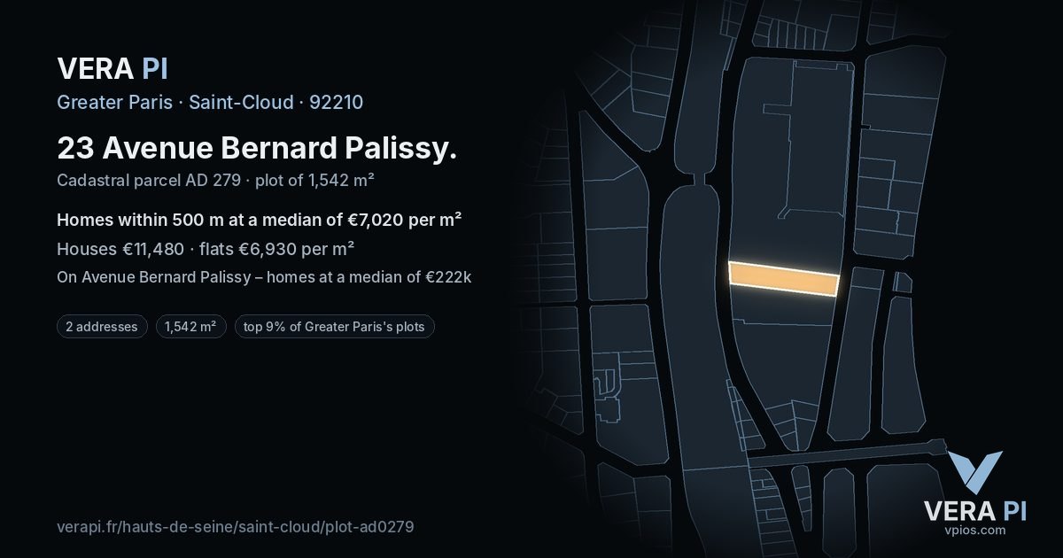 23 Avenue Bernard Palissy, Saint-Cloud at night – the plot lit, the parcels around coloured by the prices near them