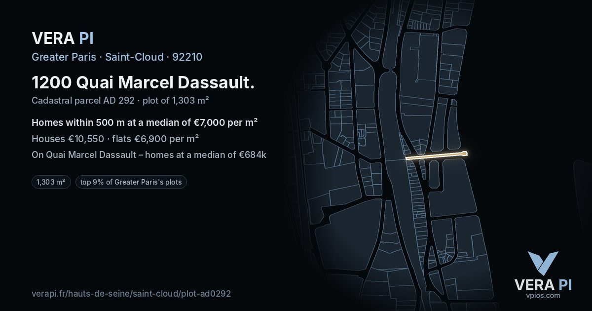 1200 Quai Marcel Dassault, Saint-Cloud at night – the plot lit, the parcels around coloured by the prices near them