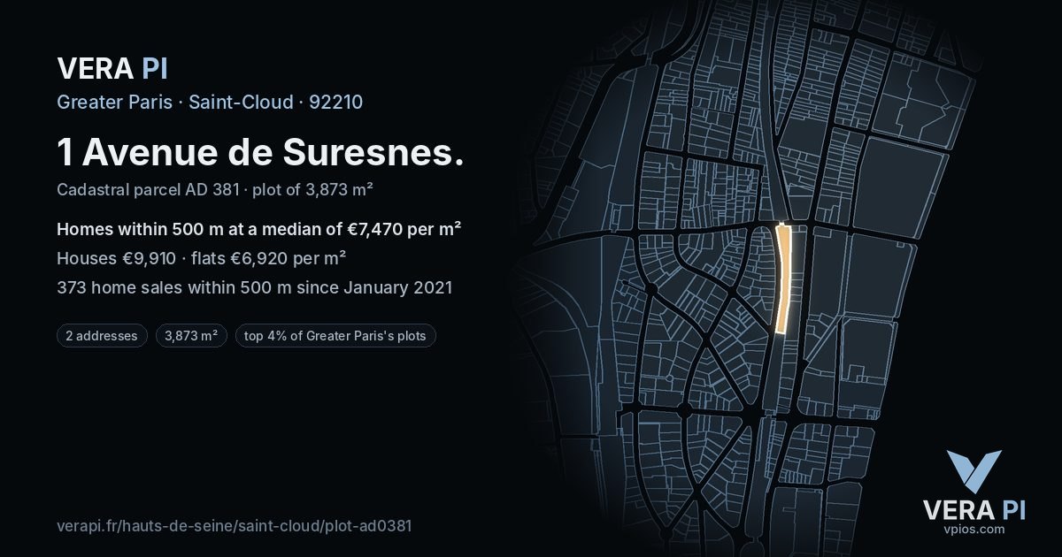 1 Avenue de Suresnes, Saint-Cloud at night – the plot lit, the parcels around coloured by the prices near them