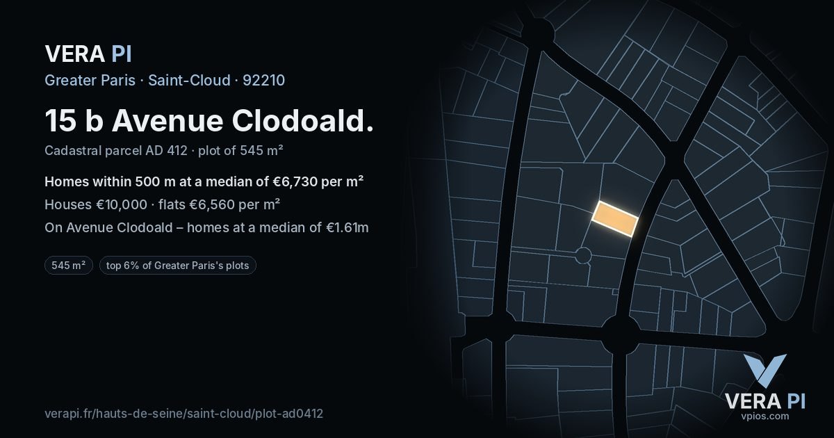 15 b Avenue Clodoald, Saint-Cloud at night – the plot lit, the parcels around coloured by the prices near them
