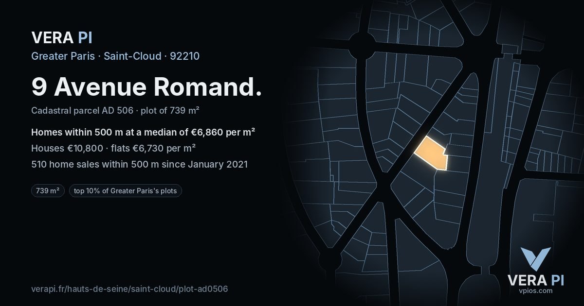 9 Avenue Romand, Saint-Cloud at night – the plot lit, the parcels around coloured by the prices near them