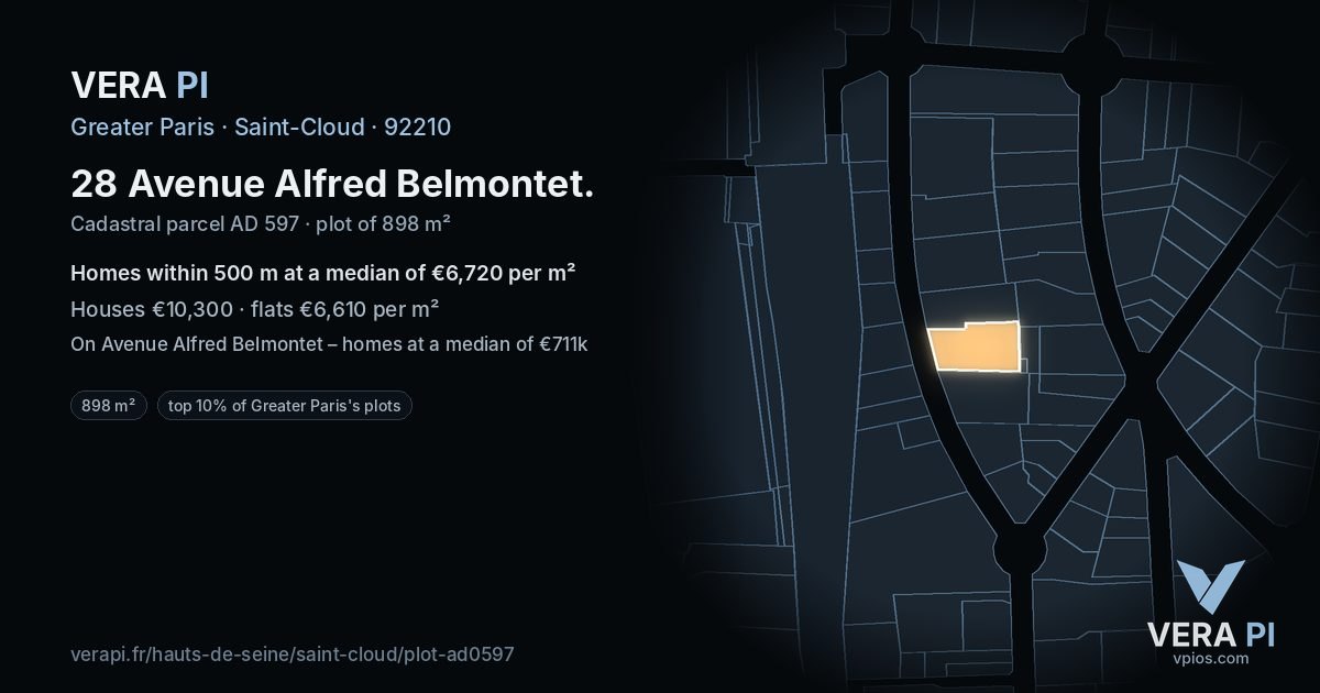 28 Avenue Alfred Belmontet, Saint-Cloud at night – the plot lit, the parcels around coloured by the prices near them