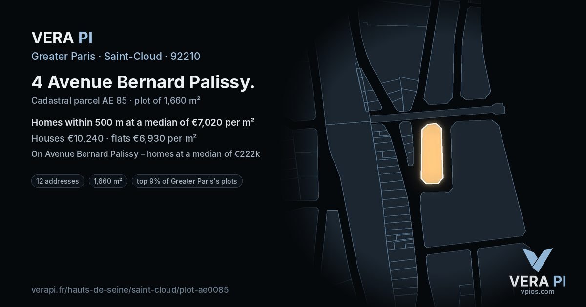 4 Avenue Bernard Palissy, Saint-Cloud at night – the plot lit, the parcels around coloured by the prices near them