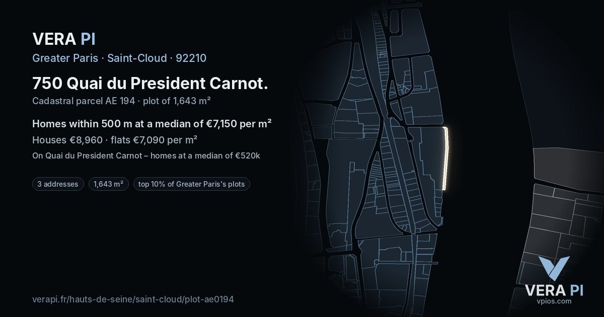 750 Quai du President Carnot, Saint-Cloud at night – the plot lit, the parcels around coloured by the prices near them