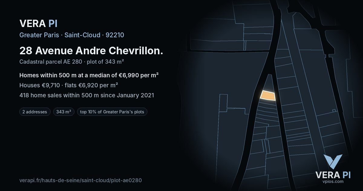 28 Avenue Andre Chevrillon, Saint-Cloud at night – the plot lit, the parcels around coloured by the prices near them