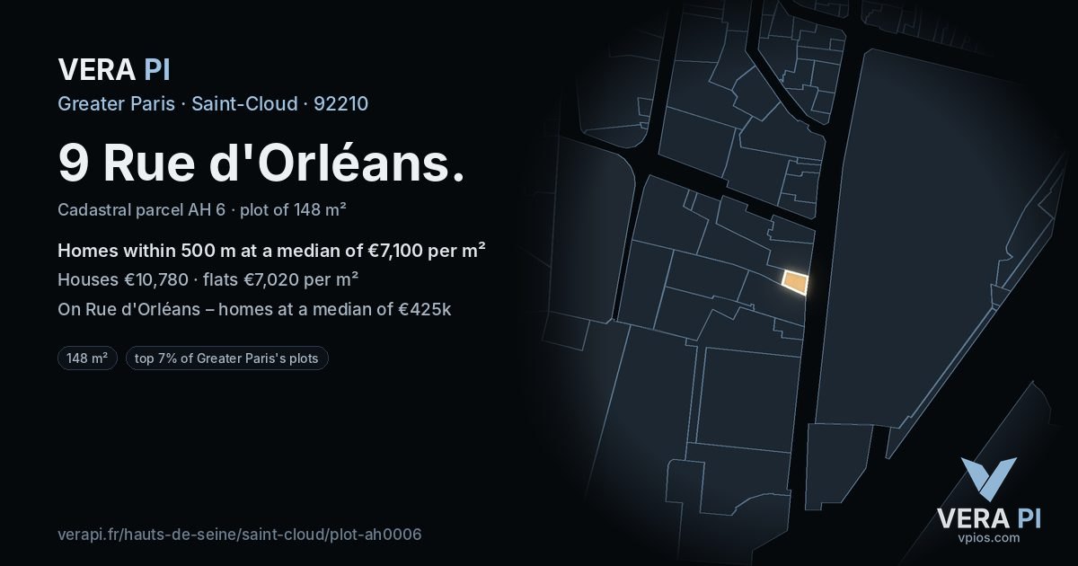 9 Rue d'Orléans, Saint-Cloud at night – the plot lit, the parcels around coloured by the prices near them