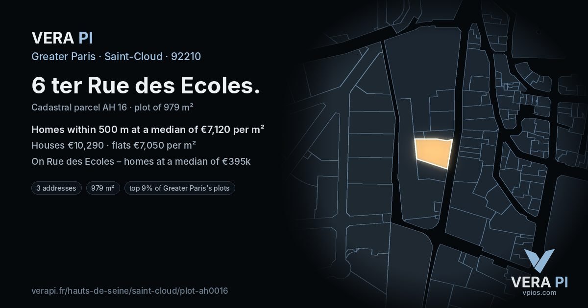 6 ter Rue des Ecoles, Saint-Cloud at night – the plot lit, the parcels around coloured by the prices near them
