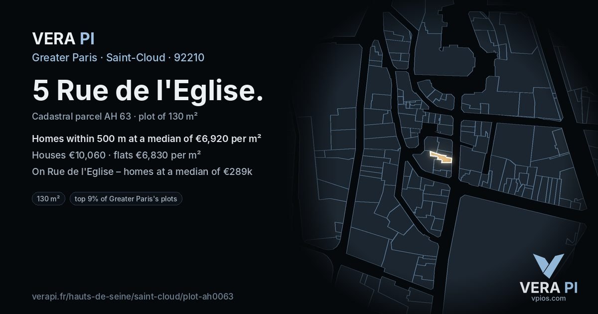 5 Rue de l'Eglise, Saint-Cloud at night – the plot lit, the parcels around coloured by the prices near them
