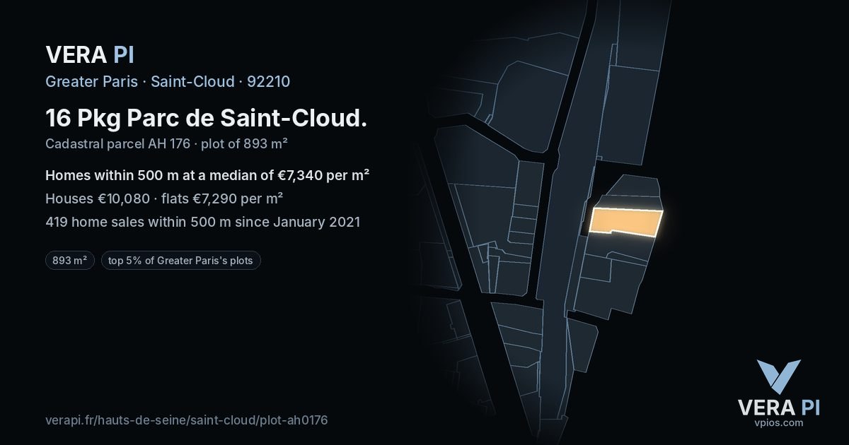 16 Pkg Parc de Saint-Cloud, Saint-Cloud at night – the plot lit, the parcels around coloured by the prices near them