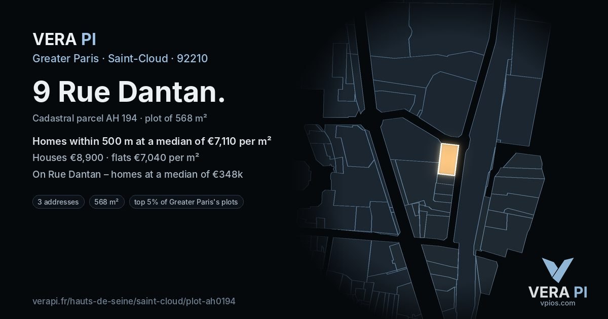 9 Rue Dantan, Saint-Cloud at night – the plot lit, the parcels around coloured by the prices near them